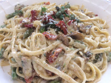 Load image into Gallery viewer, Asparagus and sun dried tomato Fettuccine w/ Nutmeg Alfredo Sauce
